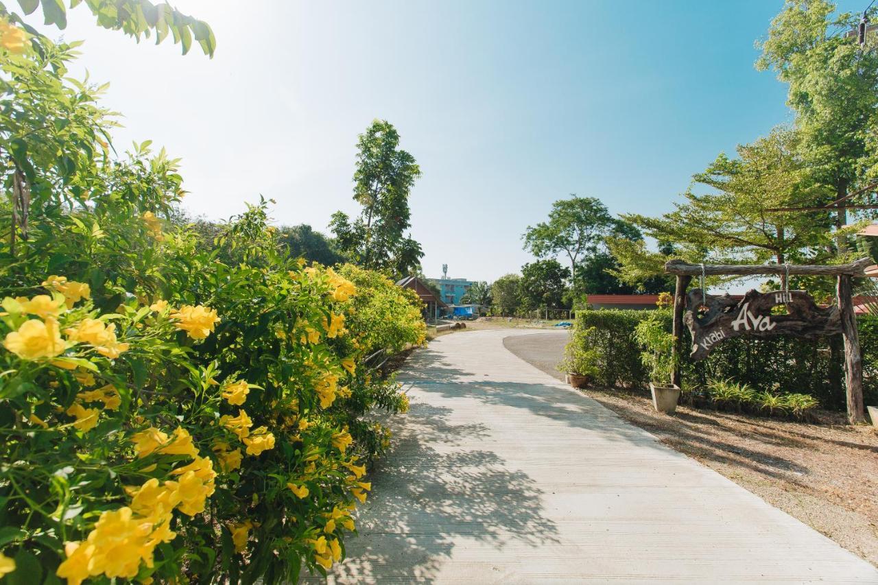 Готель Krabi Ava Hill Екстер'єр фото
